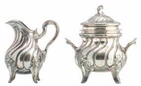purity, H 25,3 cm - weight all in 761 g 500-800 LOT 733 A French silver Rococo inspired