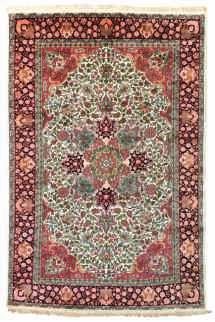 LOT 771 An Oriental woollen rug with