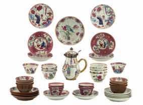 12,8-13,8-22 cm LOT 349 A lot of six Chinese Imari porcelain tea pots, 18thC,