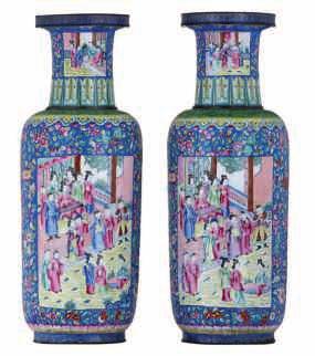 mark, H 18,5-28,5 - ø 27 cm LOT 405 Two Chinese polychrome vases, decorated with an animated scene with