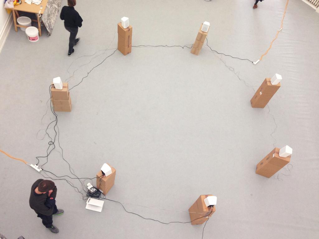 7 heads Sound, loop, cardboard boxes, speakers. 2015 This sound installation is a collaboration between Edith Hammar and Jin Mustafa.