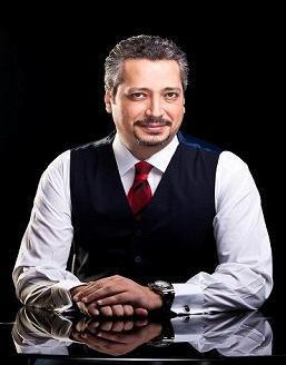 Tamer Amin Tamer Amin, born in 1971, and has a degree in English and Spanish Literature, is an Egyptian television anchor.