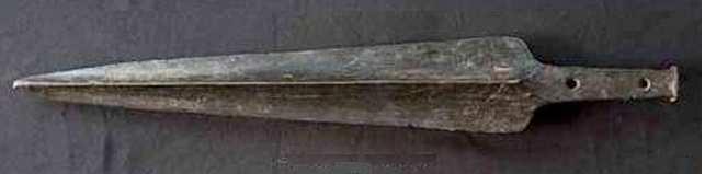 176 National Museum, New Delhi Puratattva No. 16, p. 98. 19.9 1.8 Triangular Long Blade 85.182 Sharma, D.P. 6.4 3.1 Leaf shaped Biconvex and sharp Blade (Fragmentory) (2002), p. 28 86.59/37 Sharma, D.