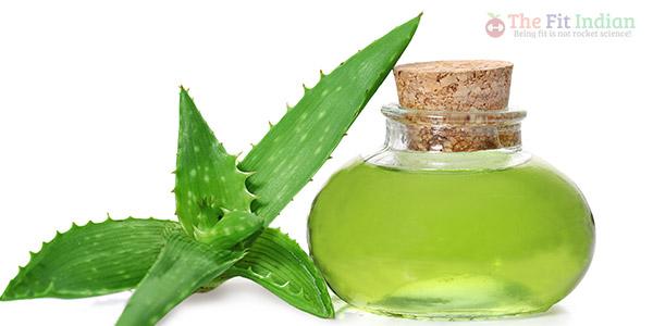 First, extract aloe vera gel from an aloe vera leaf. Apply the gel on the face. Leave it for half an hour and then wash it off with water.