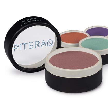 EYE SHADOWS A color scale ranging from neutral and light colors in deep rich tones, to emphasize the eyes.