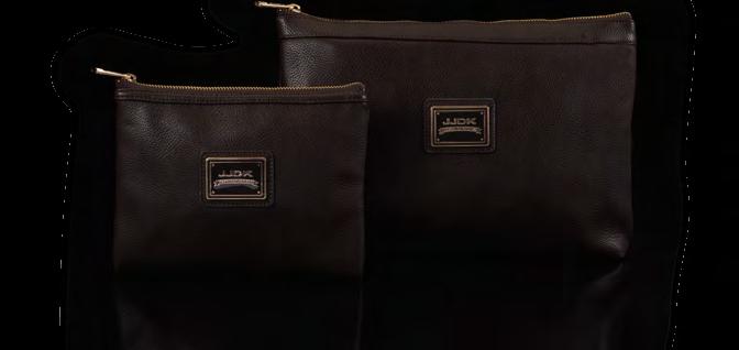 60968 60967 Brunilda 60967 Large cosmetic bag Color: Dark brown 30 x 21 x 6 cm Quality: