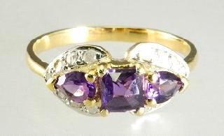 stone. $150 - $250 437 14k white gold emerald and diamond ring, 5.
