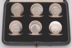100 150 74 Eight George II silver bottom marked spoons, maker Elias Cachcart, London, 1759, comprising four table spoons and four dessert spoons, 15.24ozs.