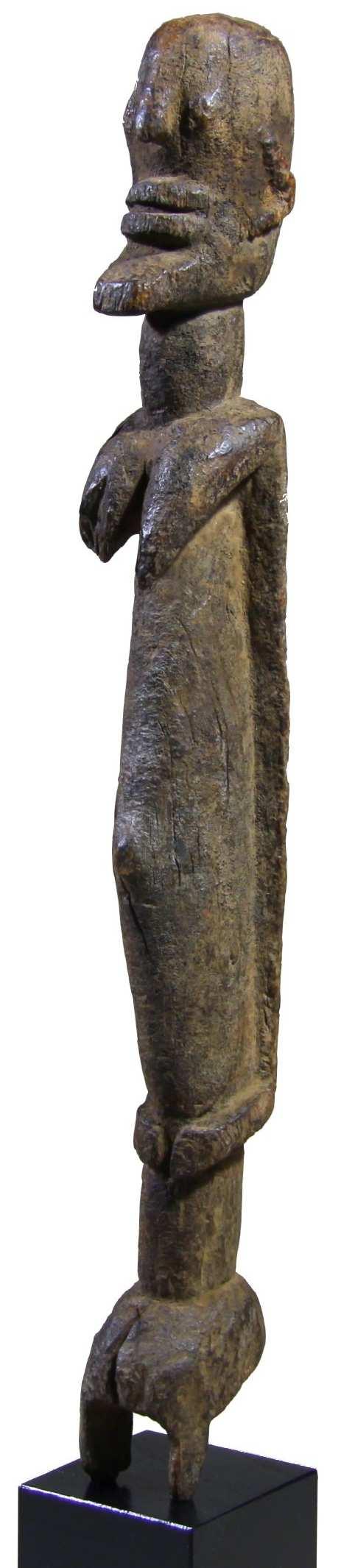 Dogon, influences Soninké Djennenké 198X Figure humaine représentant le nommo. 18ème / début 19ème siècle. H.