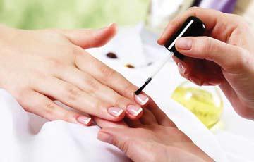 NAIL SPA Nail art is a creative activity that draws pictures or designs fingernails. It's a type of art. These days fingernails and toenails are seen by some as important points of beauty.