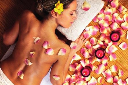 Kalahari Touch Therapies Jet-Lag Recovery Massage 60min R 650 / 90 min R 850 The uplifting properties of lemongrass balm used in this full body massage, combined with an energy-charged scalp, face &