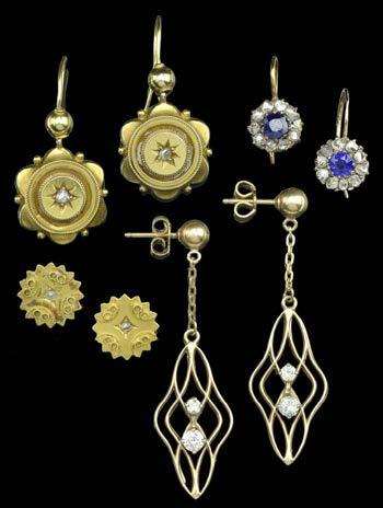 (adapted), a pair of antique cluster earrings, a pair of garnet cluster earstuds, a pair of half pearl set flowerhead earstuds, and four further pairs.