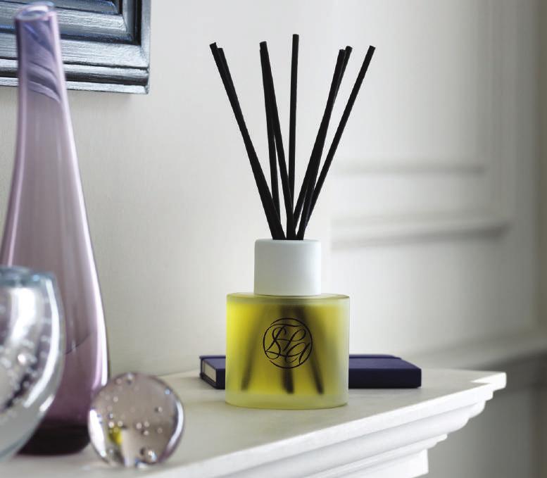 WINTER SPICE REED DIFFUSER 200ML RRP 35.